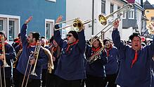Der Donaueschinger Narrenumzug kam in diesem Jahr ohne Guggenmusiker aus.