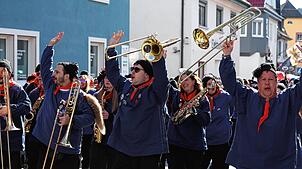 Der Donaueschinger Narrenumzug kam in diesem Jahr ohne Guggenmusiker aus.