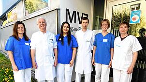 Sie sind das Team hinter dem neuen Medizinischen Versorgungszentrums (MVZ) des GLKN (von links): Annett Hammer, Sebastian Jung (Leiter ...