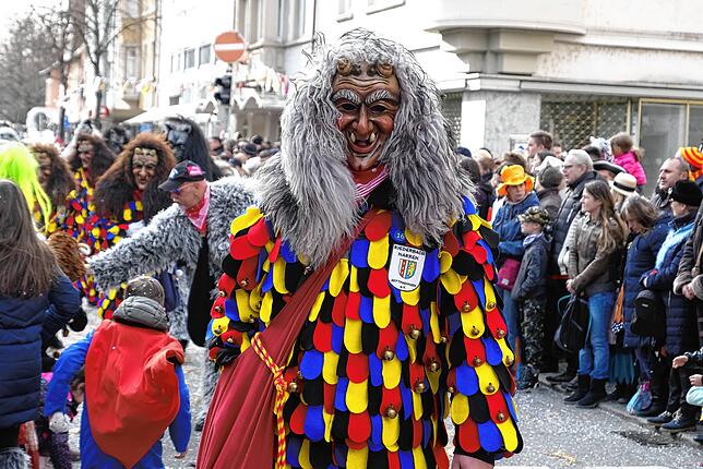 Bild 16: Bilder vom großen Fasnet Samschdig-Umzug der Poppele-Zunft (3)