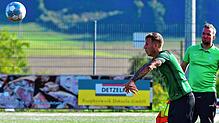 Gelingt der große Wurf? Yannik Böhler will mit dem SV Herten das Kellerduell gegen den SV Jestetten gewinnen und schnellstmöglich die ...