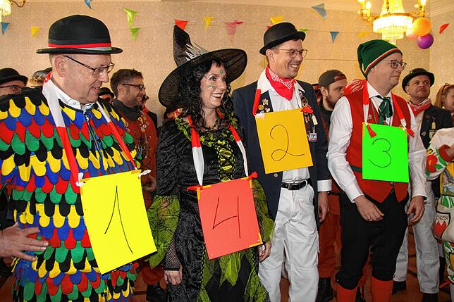 Die Kandidaten: Surianer Mike Schütz, Beigeordnete Petra Dorfmeister, Stadtmusiker Frank Brombacher und Narrenrat Michael Ebner.