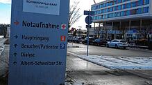 Das Schwarzwald-Baar-Klinikum muss geplante Eingriffe zum Teil verschieben. Die starke Belastung durch viele Notfallpatienten und ...