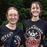 Jule Joos (20, links) und Franka Sommer (20) aus Konstanz.
