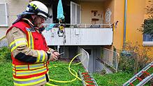 Nach dem Brand im Erdgeschoss eines Mehrfamilienhauses in Meersburg ist eine Frau tot geborgen worden.  Die  Todesursache ist noch nicht ...