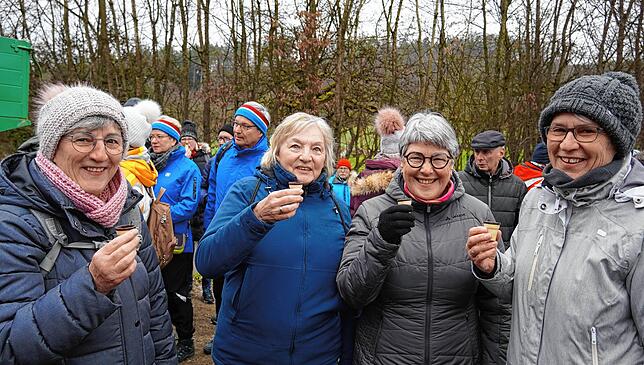 Bild 15: Bilder von der Glühweinwanderung zum Kloster Weppach