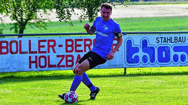 Abwehrchef und Kapitän: Felix Erne steht seit Jahren seinen Mann und ist stolz darauf, dass er mit seiner Elf die erfolgreichste Elf ...