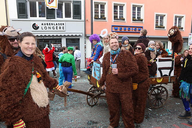 Bild 3: Konstanzer Straßenfasnacht 2025: Die besten Bilder vom Schmotzigen Dunschtig