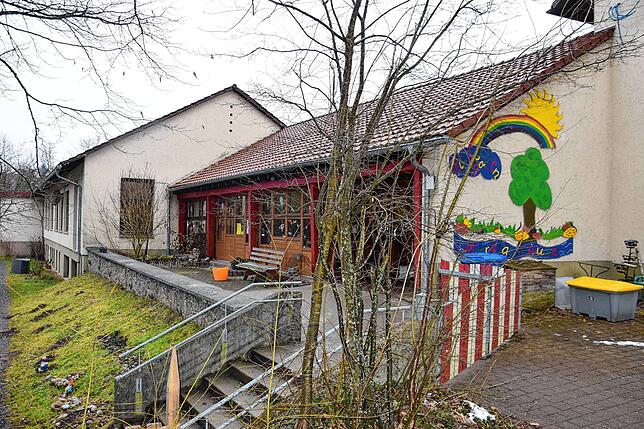 Der Erhalt des Kindergartens Murgtalmäuse in Hottingen ist aufgrund des hohen Sanierungsbedarfs des Gebäudes fraglich.