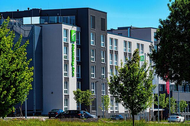 Bild 11: Hotels dürfen ab Freitag wieder Privatreisende empfangen. Die Beherbergungsbetriebe in Villingen und Schwenningen kämpfen dennoch ums Überleben