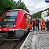 Die erste Regionalbahn wird in Weizen begrüßt (von links): Matthias Loeper (Leit- und Sicherungstechnik Bahnbetriebswerk Blumberg), ...