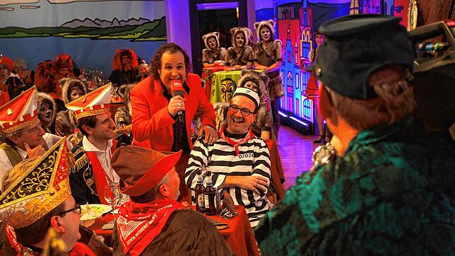 Geniale Gottschalk-Parodie? Oder peinlicher Gottschalk-Abklatsch? An Moderator Rainer Vollmer scheiden sich ebenso die Geister wie an ...