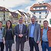 Teamarbeit: Frank Johannes Wölfl und Carina Wanowski (beide Kulturamt) mit Bürgermeister Michael Thater und dem Vorsitzenden der ...