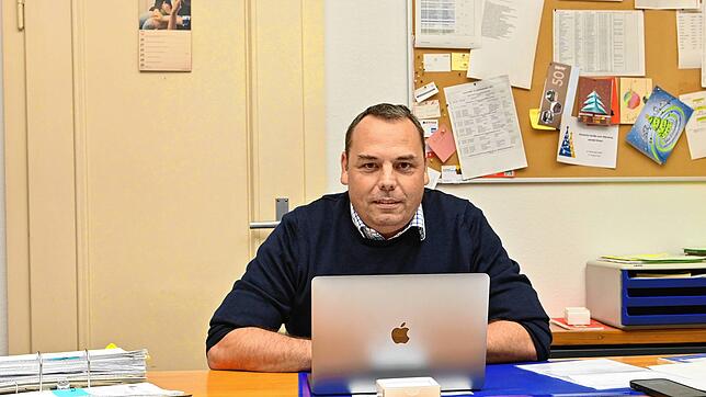 Claudio Helling sieht die Grund- und Werkrealschule sowie den Verkehr als wichtige Themen in Gurtweil an.