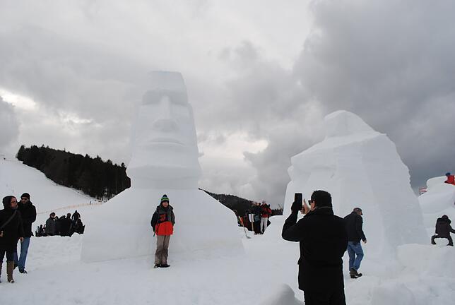 Bild 15: Schneeskulpturen-Festival in Bernau: Schauen Sie zu, wie aus Schnee Kunst wird