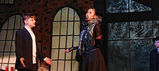 Bild 11: Großartiger Auftritt des Musical „Oliver Twist“ – Teil 1