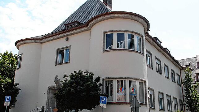 Im Mehrgenerationenhaus der Diakonie treffen sich Selbsthilfegruppen und es gibt jede Menge soziale Angebote für alle ...