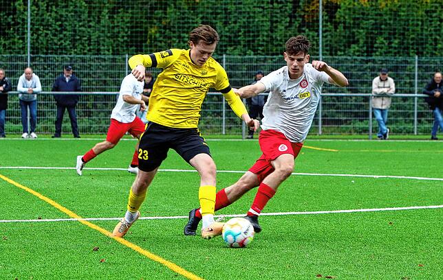 Bild 12: Spannendes Linzgauderby zwischen SC Pfullendorf II und SV Denkingen. Wir haben die besten Bilder!