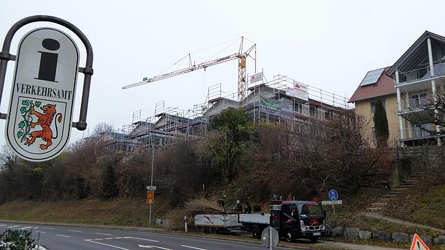 Im Breitenweingarten in Sipplingen entstehen drei Doppelhäuser, die teilweise als Ferienwohnungen genutzt werden sollen. Der Gemeinderat ...