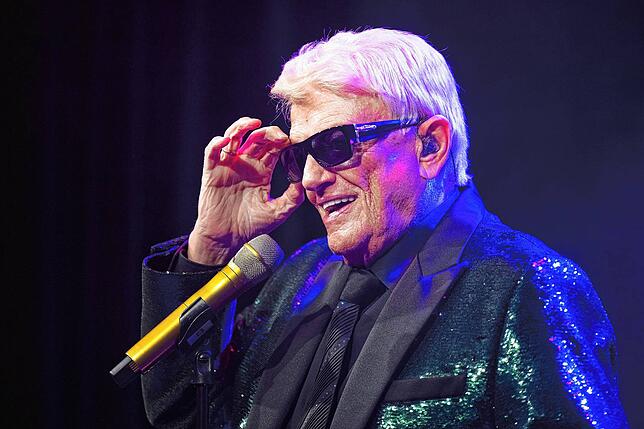 Heino performt auf Malle und tanzt mit einem Erotikmodel – doch dann kommt es zu einem Zwischenfall. (Archivbild)