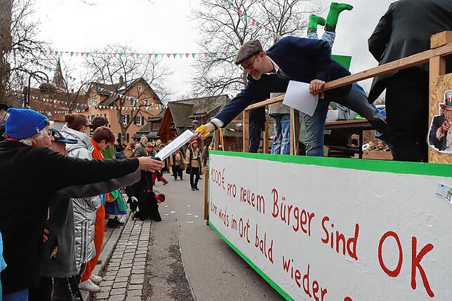 Bild 35: So schön ist der Fasnetmentigs-Umzug in Unterkirnach