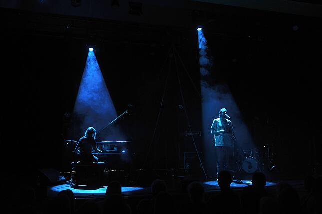 Bild 2: Mitreißendes Konzert von Salvador Sobral beim 19. Waldshuter World-Town-Festival