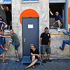 Mit dem Kultursommer Konstanz und dem Crossover-Programm wollen sie die Neugier der Besucher wecken (ebenerdig von links): Benjamin ...
