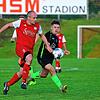 Das Hinspiel gewann der FC Steißlingen (rechts Paul Baumann) mit 4:0 gegen den SV Deggenhausertal (Benedikt Caspari).