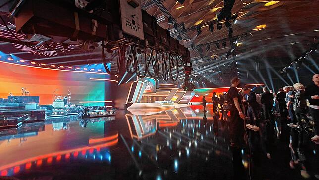 Bild 8: Bilder von "Wetten, dass..?" in Friedrichshafen: Blick in die Halle