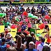 Auf der Stadtterrasse präsentieren sich Kinderturngruppen des Turnvereins.