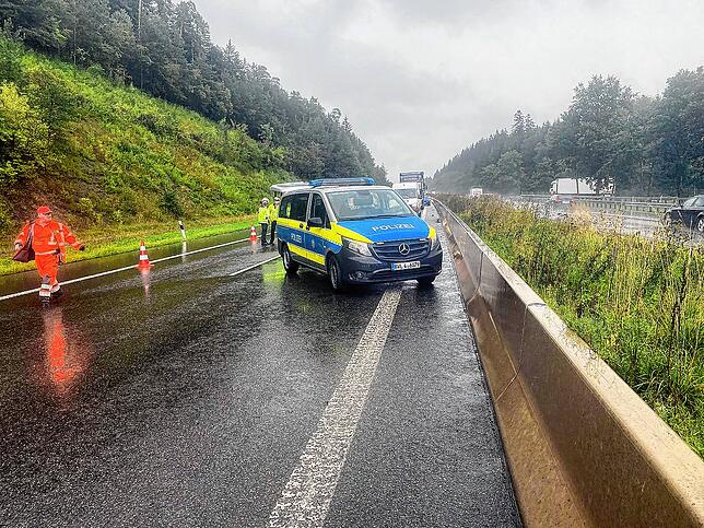 Die Autobahn muss für mehrere Stunden voll gesperrt werden. Eine Umleitungsstrecke wird eingerichtet.