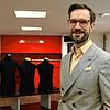 Marco Totzek wird für neues Leben in den Räumen von Schmoll Herrenmode in der Karlstraße sorgen. Er übernimmt das Geschäft und bringt ...