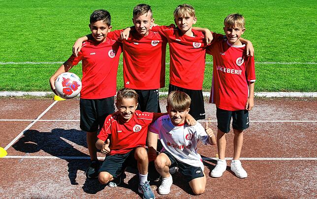 Bild 14: Die besten Bilder vom Verbandsliga-Derby zwischen SC Pfullendorf und 1. FC Rielasingen-Arlen