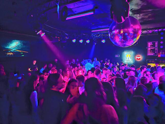 Corona hat den Prozess beschleunigt. 30 bis 40 Prozent weniger Gäste hat der Lemon Beat Club im Vergleich zu den Vor-Corona-Jahren.