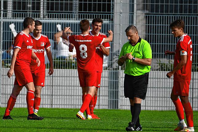 Bild 12: FC RW Weilheim feiert 2:0-Arbeitssieg bei Bosporus FC Friedlingen &ndash; und wir haben Bilder!