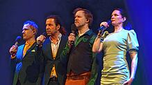Sie erobern das Publikum im Sturm, die vier Sänger von La Le Lu beim Auftritt im Gloria Theater in Bad Säckingen. Das sind (von links): ...