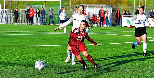 Bild 39: FC Hochrhein sichert ein 2:2 gegen ESV/PSV Freiburg &ndash; und wir haben Bilder!