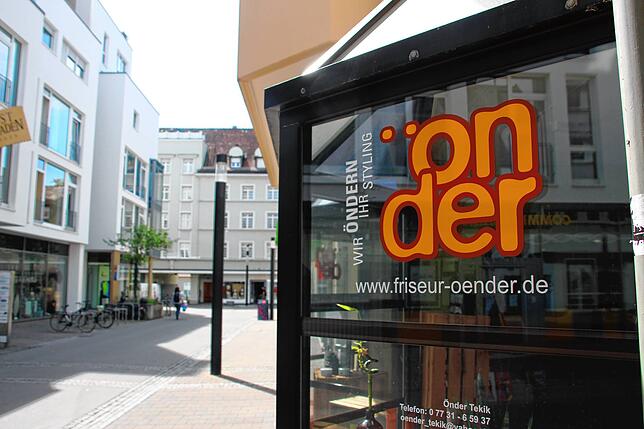 Noch wird hier kein Haar geschnitten oder gefärbt, das soll sich zum Mai aber wieder ändern.