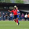 Routinier trifft: Erdal Kizilay (hier ein Archivbild. im roten Trikot) hielt beim Freistoß von Marjan Jelec entscheidend den Fuß in die ...