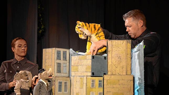 Theater con Cuore verzauberte mit ihren Handpuppen bereits im vergangenen Jahr die Besucher. Auch beim diesjährigen ...