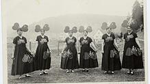 Einblicke ins frühe 20. Jahrhundert: Weil sie in traditionelle Zünfte offiziell nicht eintreten durften, organisierten sich Frauen etwa ...