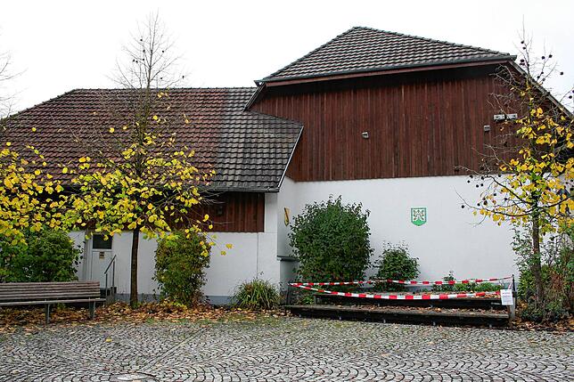 Der alte Bauhof in Hasel dürfte durch die tierischen Gäste vorm Abriss geschützt sein.