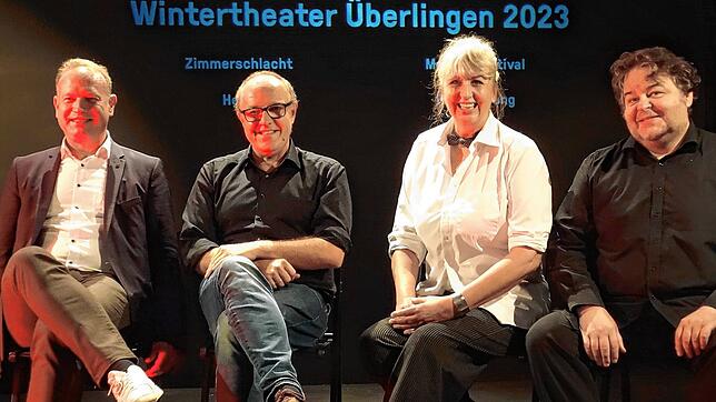 Jan Zeitler, Oliver Nolte, Birgit Nolte und Michael Lauenstein (von links) stellten das Programm des diesjährigen Wintertheaters vor.