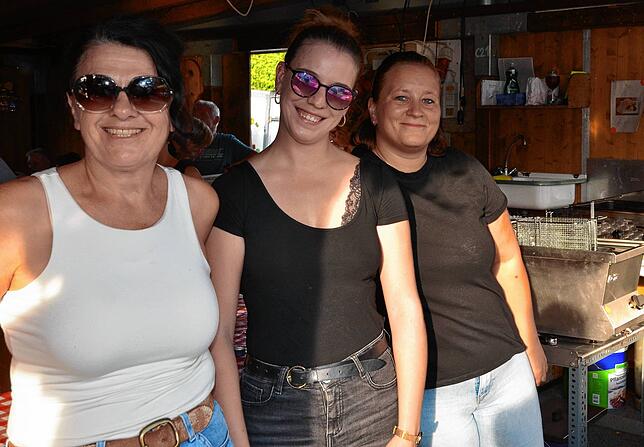 Bild 20: Beim Bermatinger Weinfest wird auch am Samstag gefeiert! Wir haben die besten Bilder – Teil 1