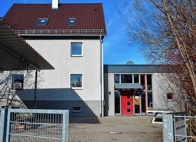 An der Zeppelinstraße ist das Büro und das Jugendcafé &bdquo;Zepp&ldquo; untergebracht.