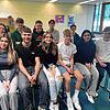 Die Schüler der 10. Klasse der Werkrealschule in Lauchringen haben schon einen Asubildungsplatz in der Tasche (hinten von links): Eronda ...
