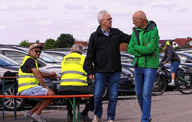 Bild 20: Vier Tore nach der Pause – TSV Aach-Linz besiegt FV Walbertsweiler. Wir waren mit der Kamera dabei!