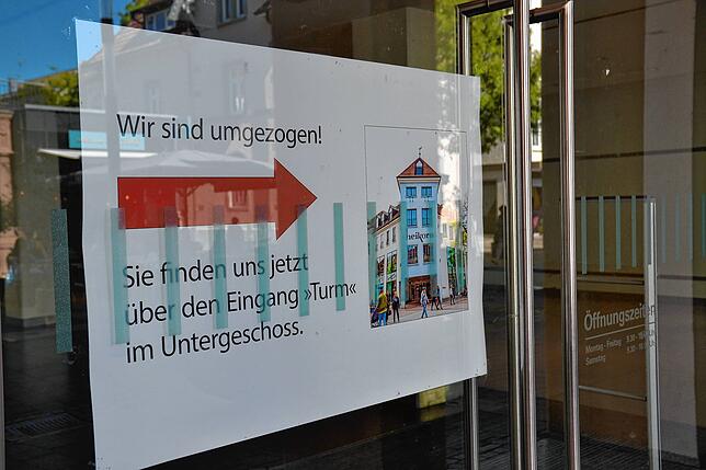 Das Modehaus Heikorn hat die Räumlichkeiten bisher genutzt, ist aber in der Zwischenzeit schon ausgezogen und beschränkt sich auf den ...