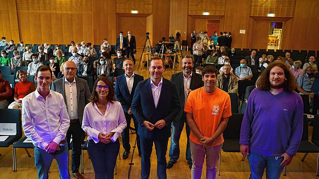 Wahlarena Bad Säckingen (von links): Jans Lukas Schmitt (Grüne), Kai Oldenburg (Redaktionsleiter Waldshut), Rita Schwarzelühr-Sutter ...