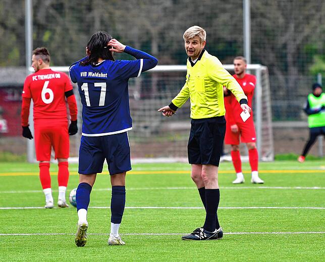 Bild 12: FC Tiengen 08 und der VfB Waldshut trennen sich 1:1 im Derby &ndash; und wir haben Bilder!